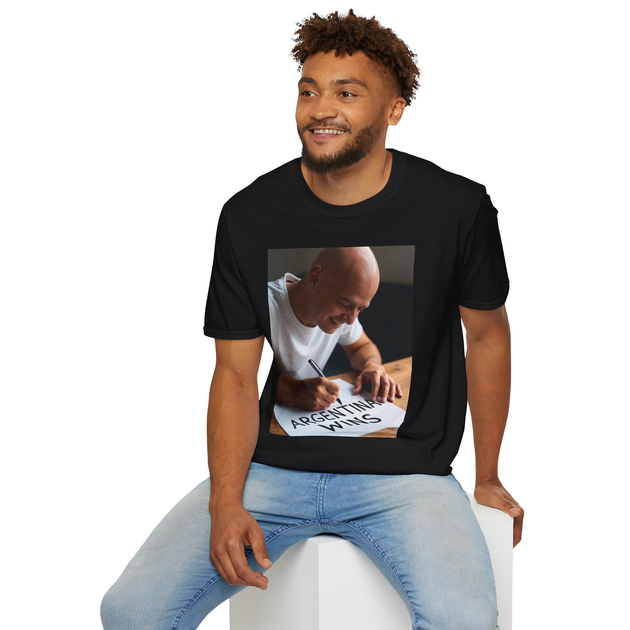 "scripting in progress" T-shirt